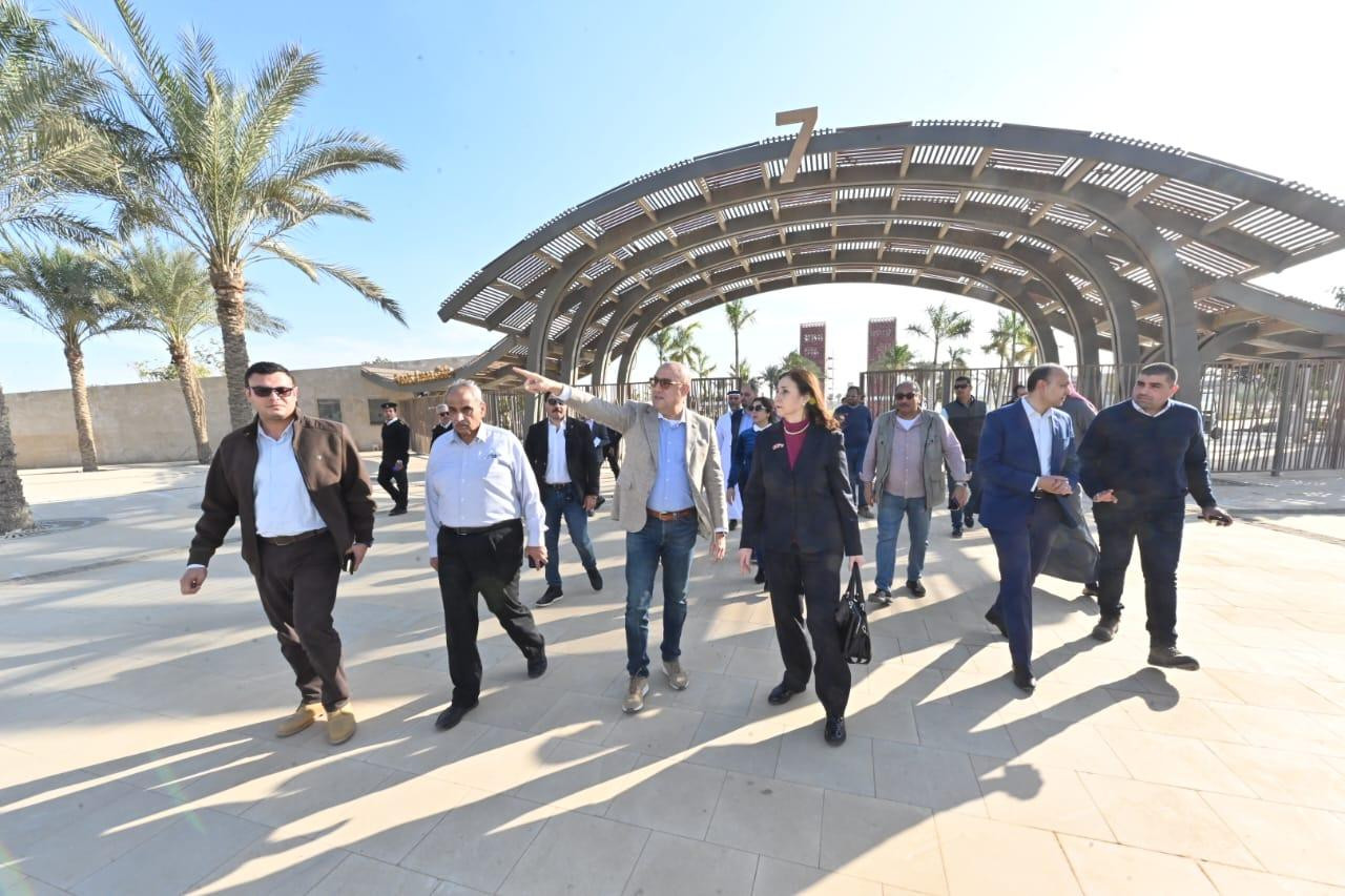 16714570246 - عالم الفلوس