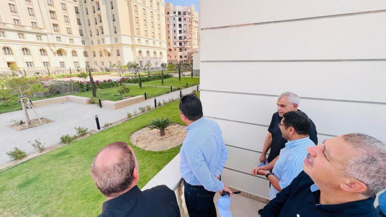 اجتماع لرئيس جهاز العاصمة الإدارية لمتابعة موقف المشروعات بحي “جاردن سيتي الجديدة”
