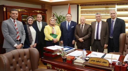 مصلحة الضرائب توقع مذكرة تفاهم مع الشركة المصرية للإيداع والقيد المركزى.. تفاصيل