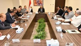 “الجزار” يبحث مع أعضاء اتحاد المستثمرين سبل تعزيز المشروعات الاستثمارية بالمدن الجديدة