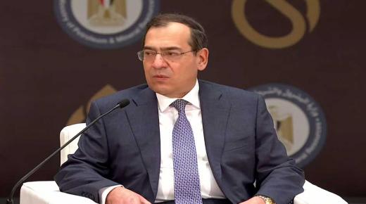 وزير البترول: امتلاك القطاع للحفارين القاهر 1و2 يدعم خطط الإسراع بزيادة الإنتاج