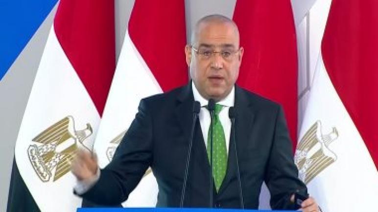 وزير الإسكان يتابع إجراءات مواجهة مخاطر التقلبات الجوية والأمطار مع “القابضة للمياه “