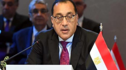 رئيس الوزراء بمنتدي “المصري الجزائري”: طرح عدد من شركات الدولة فى البورصة الفترة القادمة