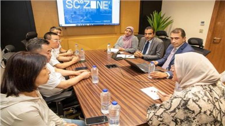اقتصادية قناة السويس تبحث سبل التعاون مع وفد أعمال من مقاطعة جيلين الصينية