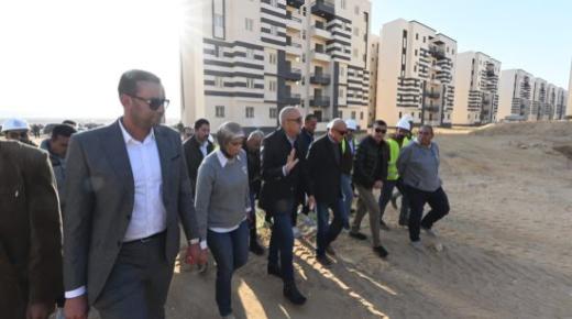 وزير الإسكان يتابع الموقف التنفيذي لوحدات المبادرة الرئاسية بالسويس الجديدة