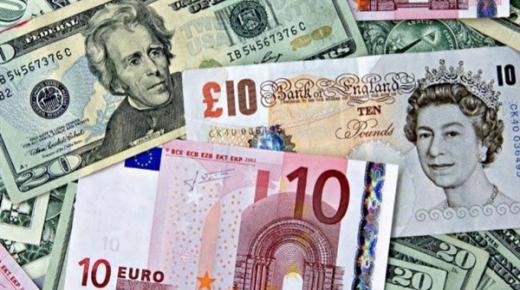 تباين أسعار العملات اليوم الأربعاء الجنيه في بنوك مصر