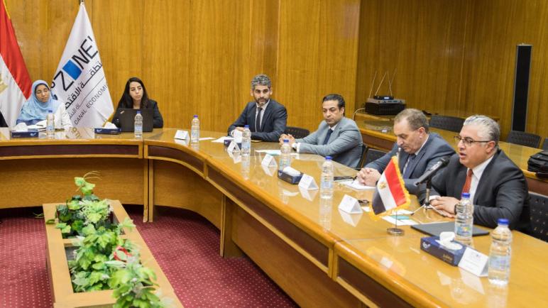 رئيس المنطقة الاقتصادية يبحث سبل التعاون مع وفد كبرى الشركات البلجيكية