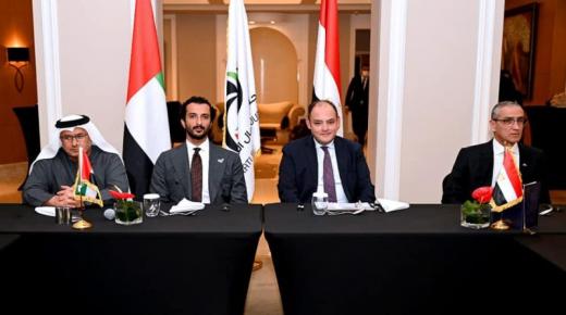 وزير الصناعة: نتطلع لزيادة توجه الشركات الإماراتية نحو الاستثمار والعمل في مصر