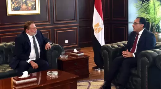 رئيس الوزراء: تنسيق كامل بين الحكومة والبنك المركزي بشأن التحرك في عدد من المحاور الاقتصادية