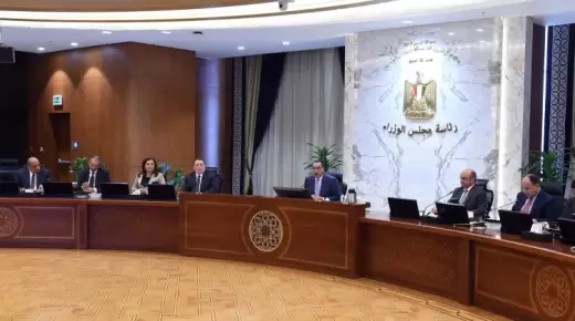 رئيس الوزراء يعقد اجتماعا لمتابعة موقف تنفيذ قرارات المجلس الأعلى للاستثمار