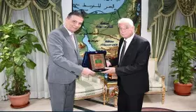 محافظ جنوب سيناء يبحث مع رئيس البنك الزراعي دعم وتمويل المشروعات الصغيرة