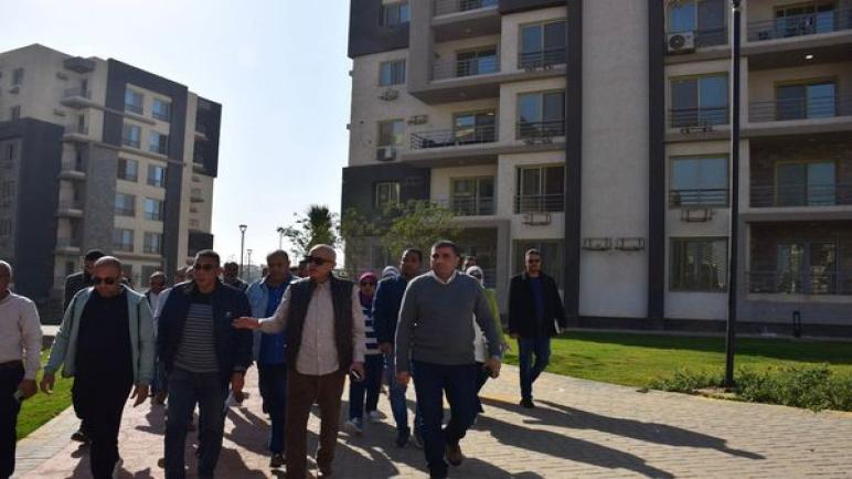 مسئولو الإسكان وومجلس الوزراء يتابعون موقف تنفيذ المشروعات بدمياط الجديدة