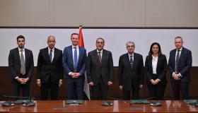 باستثمارات 1.5 مليار دولار.. تفاصيل توقيع اتفاقية حق الانتفاع لمشروع إنتاج طاقة الرياح بـ”خليج السويس” و”جبل الزيت”