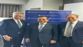 وزير البترول يبحث التعاون في مجال التحول الطاقى مع كبار المسئولين الأمريكيين