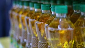 لمدة 3 أشهر.. قرار وزاري بإيقاف تصدير الزيوت والفريك والذرة