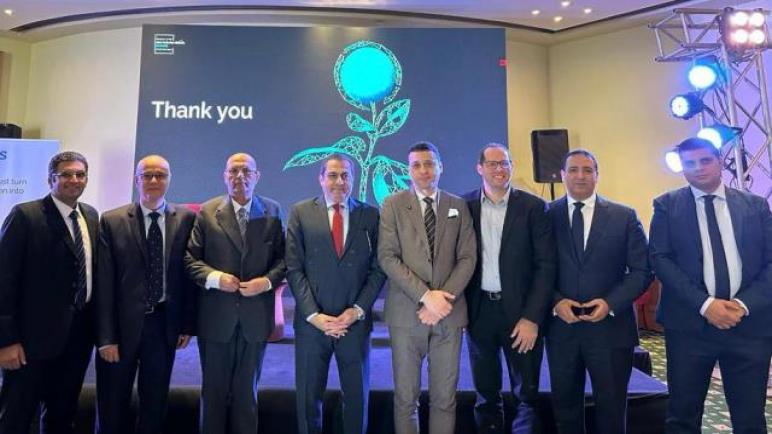 فعاليات قمة COP27.. رئيس العاصمة الإدارية يلتقي مديري وقيادات شركة “ATOS” الفرنسية