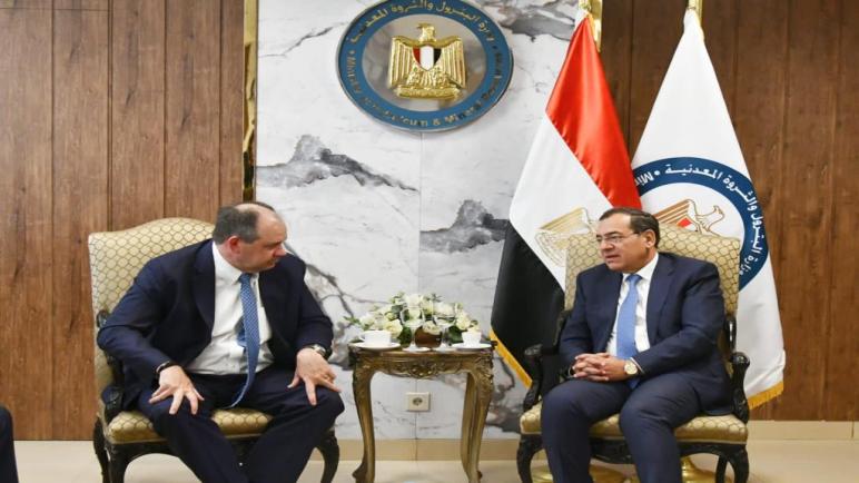 145 ألف برميل بترول يوميا حجم إنتاج “أباتشي” الأمريكية في مصر