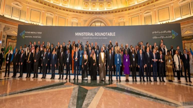 وزير البترول يشارك فى المائدة المستديرة الوزارية لمؤتمر التعدين الدولى
