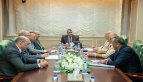 وزير الإنتاج الحربى يبحث التعاون فى إنتاج أنظمة الطاقة الكهربائية مع وفد شركة “الماكو”