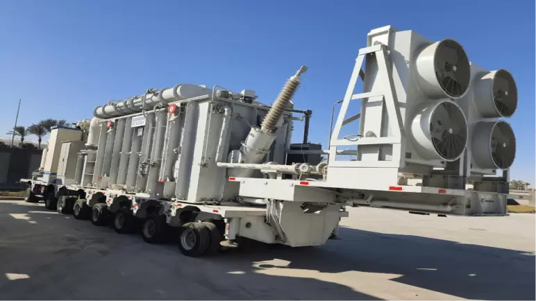 “سيمنس” و”جيزة سيستمز” يسلمان 4 محطات محولات متنقلة إلى “المصرية لنقل الكهرباء”