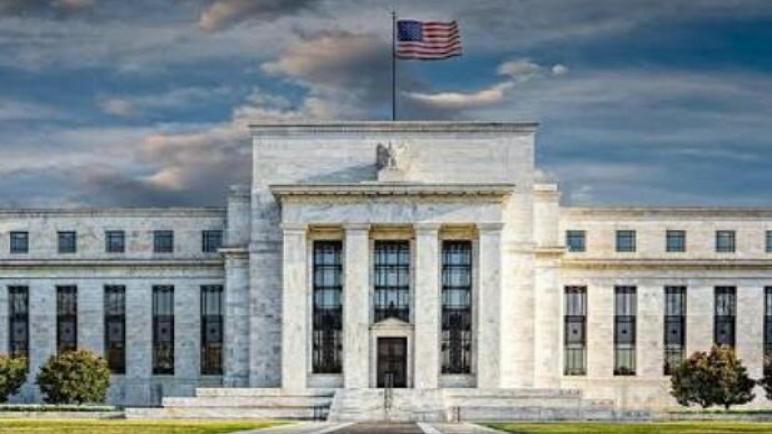 البنك المركزي الأمريكي: شهر مارس هو الوقت المناسب لرفع أسعار الفائدة