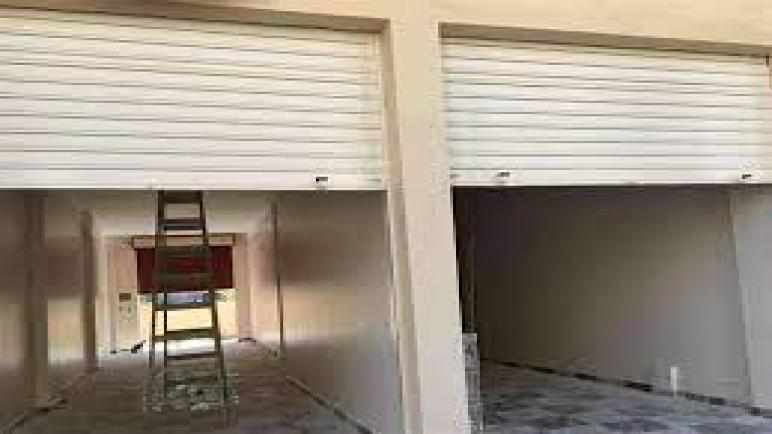 في القاهرة الجديدة.. طرح 15 محلا تجاريا وصيدلية للبيع بالمزاد العلني