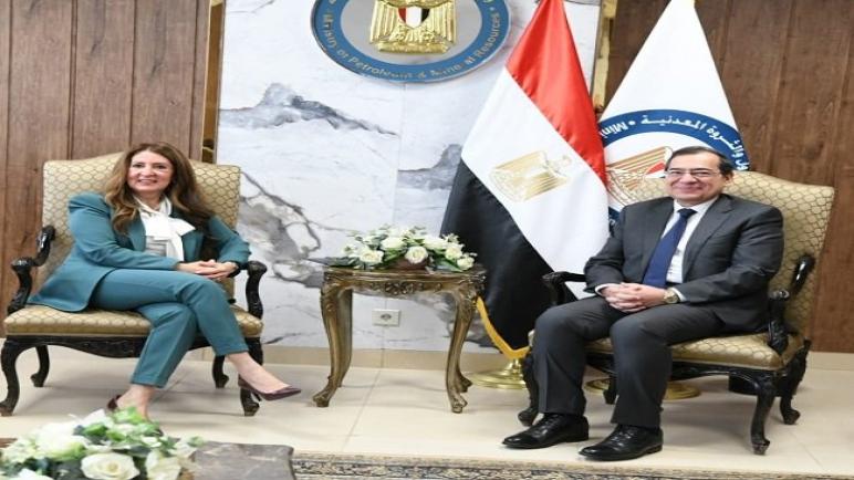 وزير البترول يبحث مع سفيرة الولايات المتحدة تعميق التعاون فى مجالات الغاز والهيدروجين