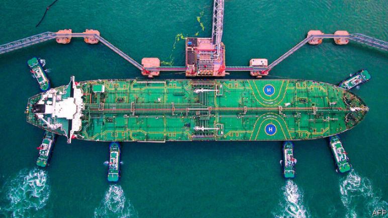 ناقلة الغاز المسال MARAN GAS APOLLONIA تصل ميناء دمياط