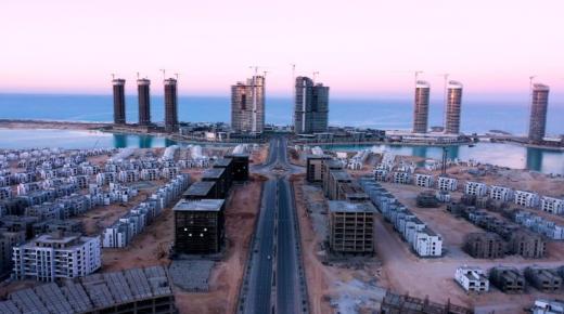 مسئولو “الإسكان” يتابعون نسب التنفيذ في مشروعات العلمين الجديدة