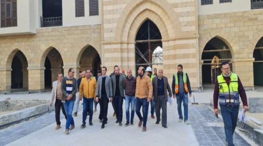 جولة تفقدية لمساعد وزير الإسكان بمشروع تطوير “منطقة سور مجرى العيون”