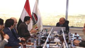 وزير قطاع الأعمال يبحث مع “سكاتك” النرويجية إنشاء محطة كهرباء بالطاقة الشمسية