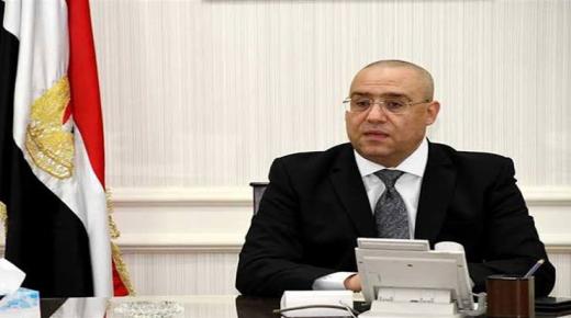 وزير الإسكان يستعرض الفرص الاستثمارية المتاحة مع مجموعة فنادق دولية