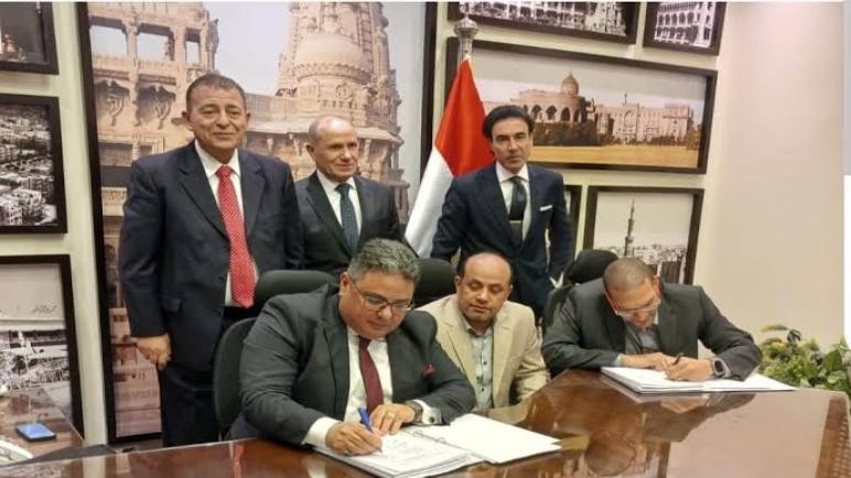 بعوائد 40مليار جنيه.. “مصر الجديدة” توقع عقد تطوير 865 فدانا فى نيو هليوبوليس