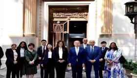 “الشيخ” يبحث تأسيس البورصة العقارية مع وزير الخزانة بهونج كونج 