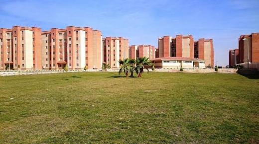 جولة تفقدية لرئيس جهاز برج العرب الجديدة في مناطق الإسكان الاجتماعى