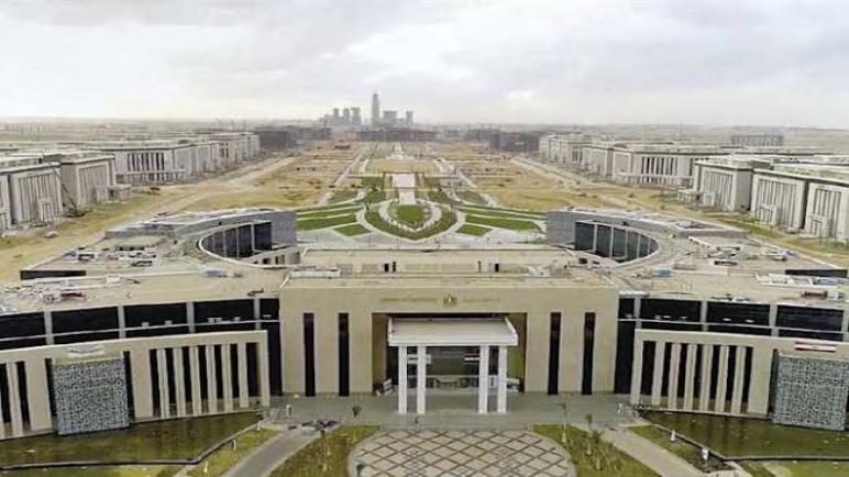 تفاصيل بدء أعمال التشغيل والصيانة لمناطق الحى الحكومى بالعاصمة الإدارية