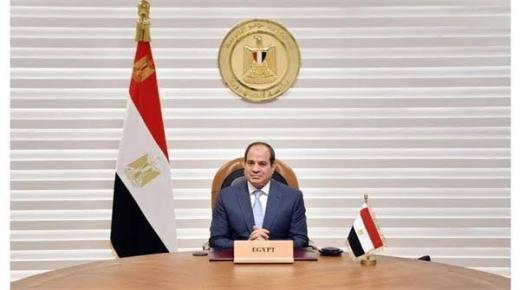 الرئيس السيسي يعقد اجتماعا لمتابعة نشاط ومشروعات المنطقة الاقتصادية لقناة السويس