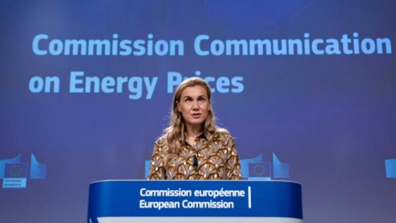 جلسة مباحثات بين وزير البترول ومفوضة الاتحاد الأوروبى لشئون الطاقة والمناخ