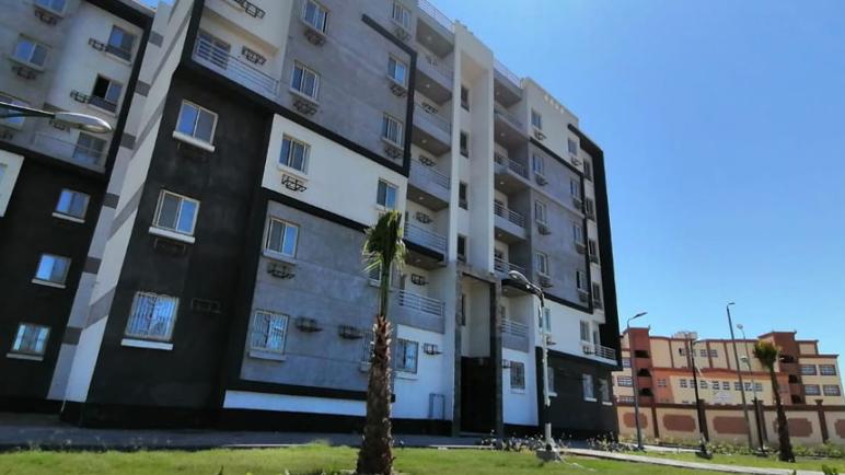 وزير الإسكان يوجه بضرورة تسهيل إجراءات استلام وحدات موظفي العاصمة الإدارية