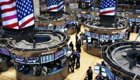 في ظل استمرار أزمة روسيا.. البورصة الأمريكية تعمق خسائرها ومؤشر ناسداك يتراجع 3%