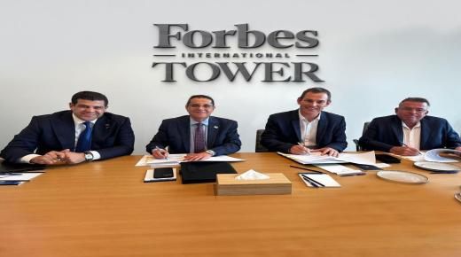 اتفاقية بين “شنايدر إلكتريك” و”ماجنوم العقارية” لتشغيل برج فوربس إنترناشيونال بالهيدروجين الأخضر