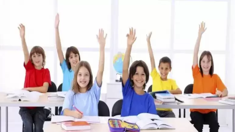 من المصرف المتحد.. مزايا وشروط قرض التعليم بتمويل يصل لـ250 ألف جنيه