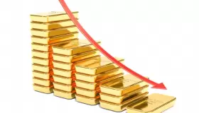 الذهب يواصل الهبوط.. وعيار “21” يتراجع لـ 993 جنيها