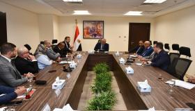 وزير الإسكان يجتمع مع أعضاء غرفة التطوير العقاري لمناقشة سبل دعم ومساندة القطاع